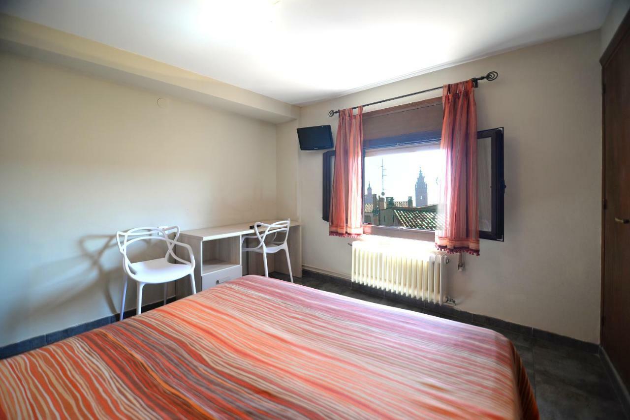 Tarazona 帕拉赛特阿赛迪亚诺斯旅馆酒店 外观 照片