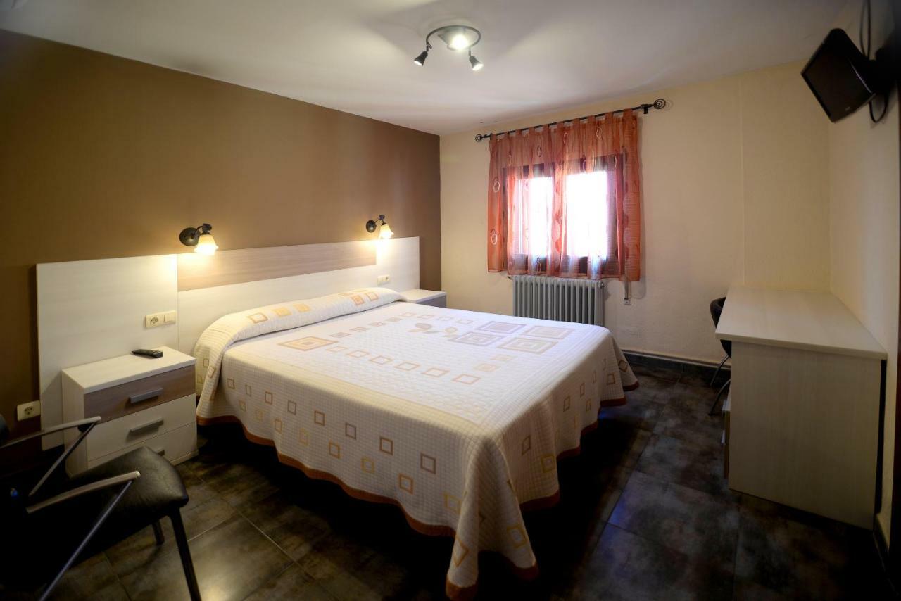 Tarazona 帕拉赛特阿赛迪亚诺斯旅馆酒店 外观 照片